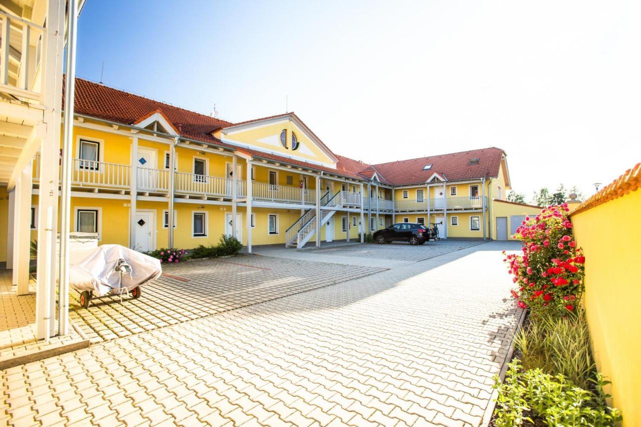 Lipno - Seepark Residence Horní Planá Zewnętrze zdjęcie